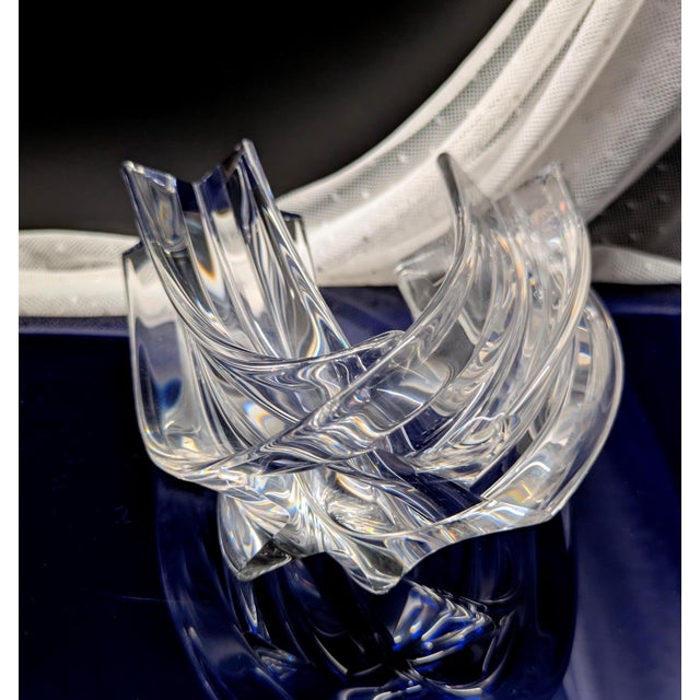 Transparent Steuben Star Stream Crystal Sculpture, Neil Cohen 1988 Design, Steuben Catalog #8567 For Sale - Image 8 of 9