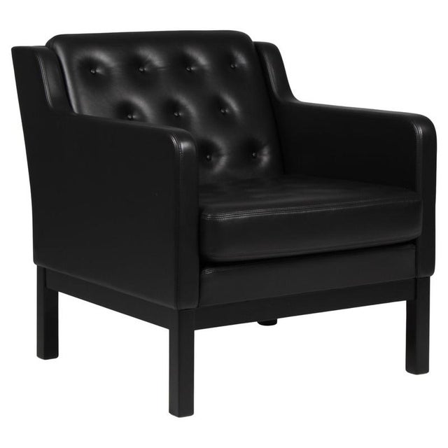 Black EJ 315/1 Lounge Chair in Black Leather by Erik Jørgensen, 2000s For Sale - Image 8 of 8