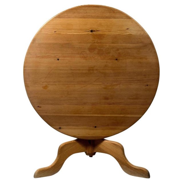 Wood Antique 19th Century English Victorian Pine Tilt-Top Breakfast Table For Sale - Image 7 of 7