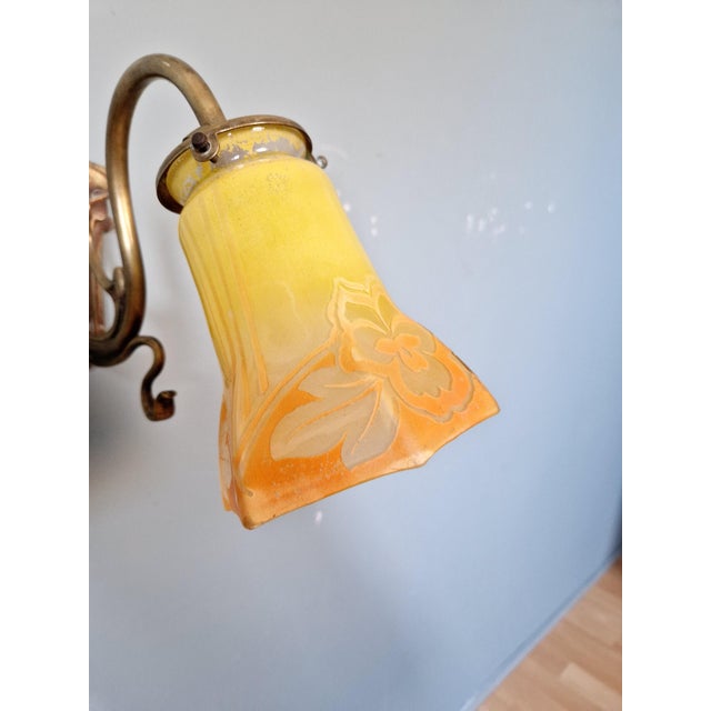 Art Nouveau Wall Light in Bronze and Satin Glass, 1900s For Sale - Image 5 of 18