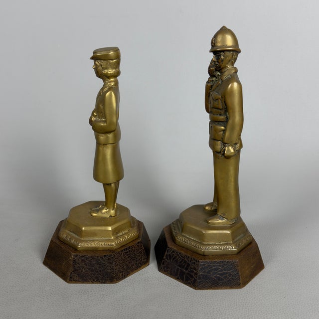 Bronze Statues of a Traffic Policeman and Policewoman on a Wooden Base, 20th Century, Set of 2 For Sale - Image 4 of 12
