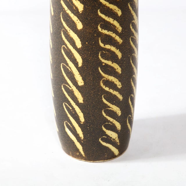 1960s Mid-Century Vase in Burnt Umber W/ Dandelion Yellow Hand-Brushed Patterned Glaze For Sale - Image 5 of 12