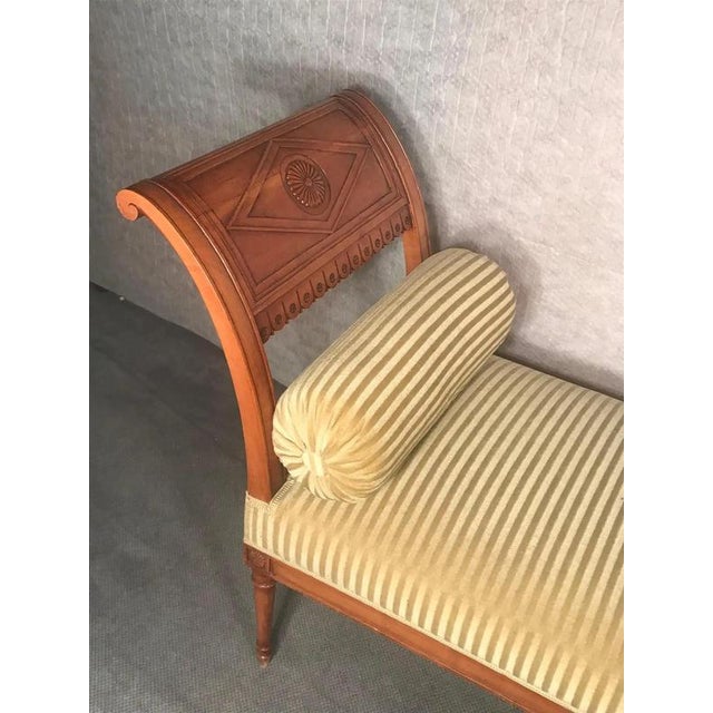 Neoclassical Daybed Style of Henri Jacob (1753-1824), France 19th Century, 1850 For Sale - Image 3 of 8
