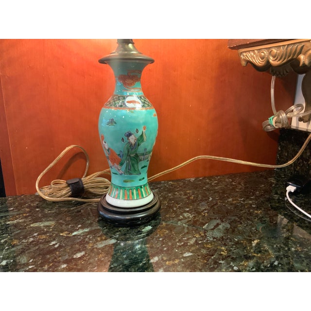 Asian Antique 1930s Colorful Chinoiserie Porcelain Figural Petite Lamp (Shade Not Included) For Sale - Image 3 of 8