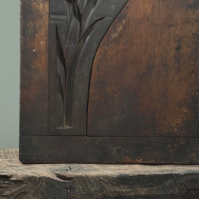 Antique 19th-Century Neoclassical Plaster Wood and Metal Mold – Botanical Motif For Sale - Image 9 of 11