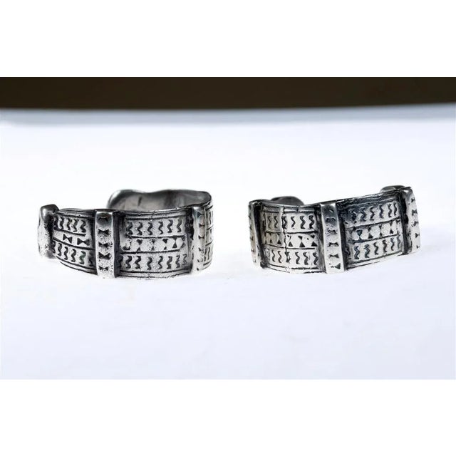 Silver Mid 20th Century Tribal Silver Tuareg Bracelet For Sale - Image 8 of 10