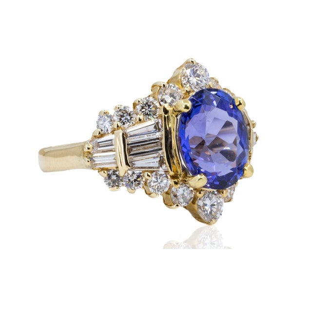 Contemporary Late 20th Century Tanzanite Ring, Size 5 For Sale - Image 3 of 4