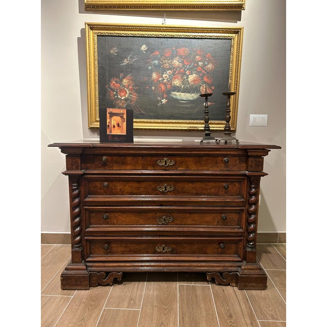 Walnut Burl Chest of Drawers, Central Italy, 17th Century For Sale - Image 10 of 10