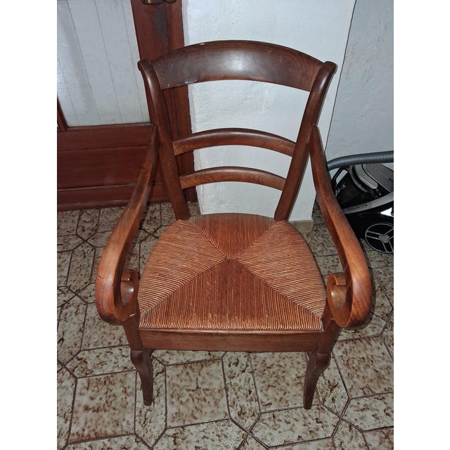Empire Armchair in Walnut, Early 19th Century, in Good conditions. Designed before 1890