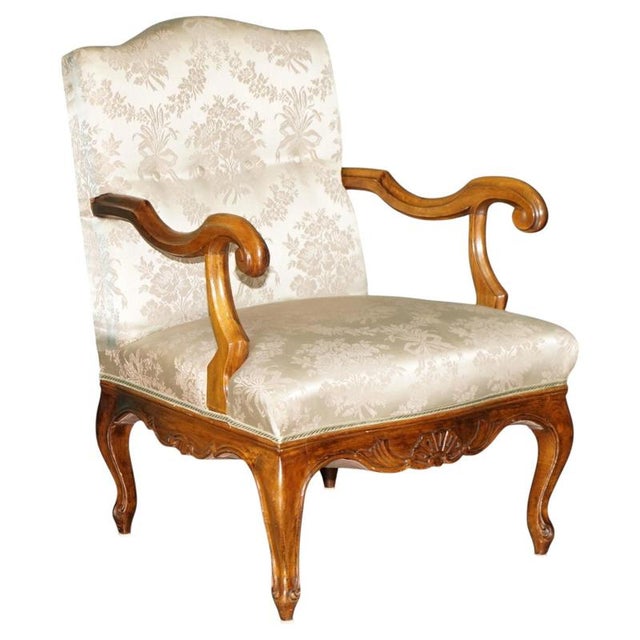 Antique French Walnut Armchair with Silk Damask Upholstery, 1880s For Sale - Image 17 of 17