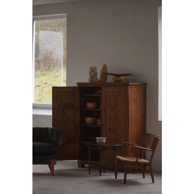 Antique Cabinet in Pine, Sweden, 18th Century For Sale - Image 4 of 18