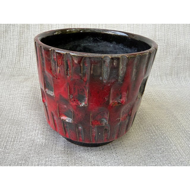 Vintage Red Black Planter Italy For Sale In New York - Image 6 of 13