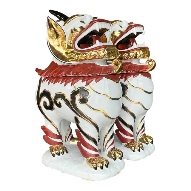 Vintage Italian Gilt Tipped Lidded Porcelain Foo Dogs - a Pair For Sale