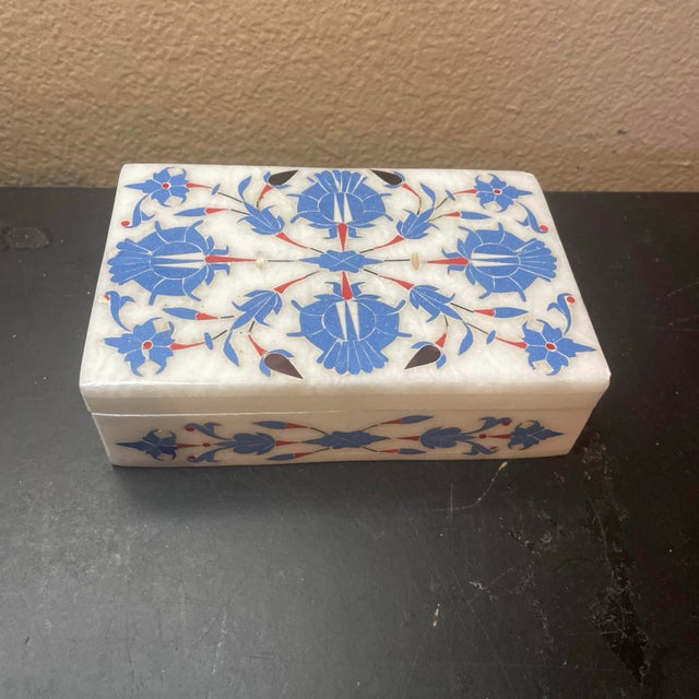 Gorgeous Marble W Lapis Lazuli Inlay 4”x6”x1” Jewelry Casket For Sale - Image 4 of 7