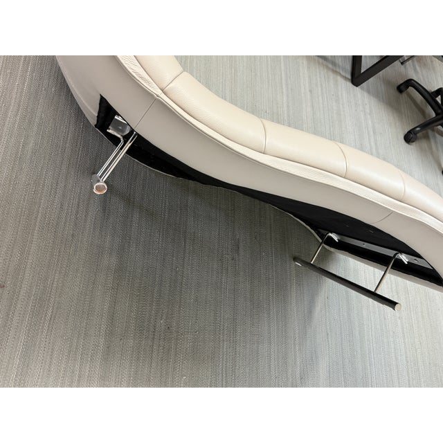 Light Gray Zeno Nugari for Roche Bobois Arioso Chaise Lounge For Sale - Image 8 of 16