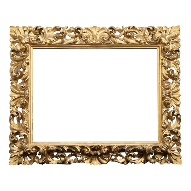 Antique Florentine Frame in Gilded and Carved Wood, Early 19th Century For Sale