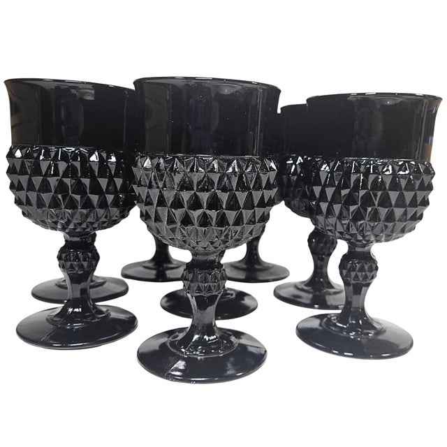 Obviously, it's not actually dragonscale, but it sure looks like it. What it is, though, really? It's eight opaque onyx...