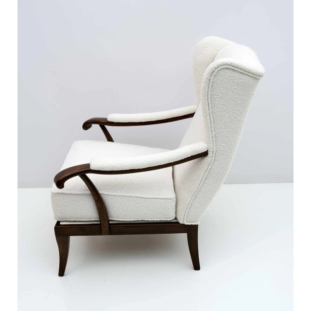 Wood Mid-Century Modern Armchair in Walnut and Boucle by Paolo Buffa, Italy, 1950s For Sale - Image 7 of 10