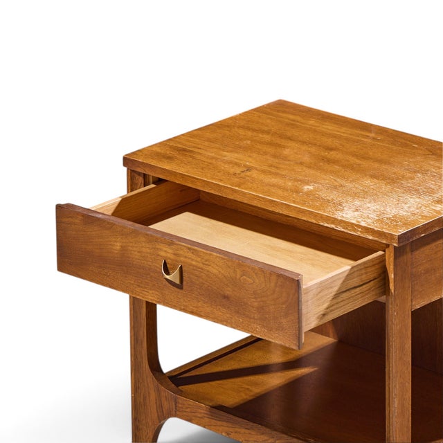 Broyhill Brasilia Mid Century Walnut and Brass Nightstand For Sale In Chicago - Image 6 of 7