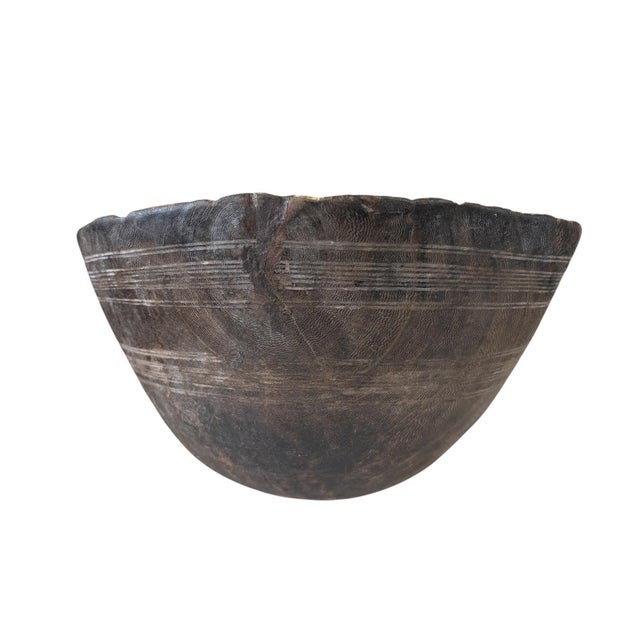 Vintage African Hausa Engraved Wooden Bowl From Niger 11.5" Diameter For Sale In New York - Image 6 of 10