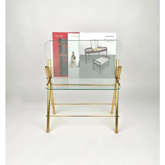 Brass & Glass Magazine Rack, Italy, 1950s For Sale - Image 6 of 14