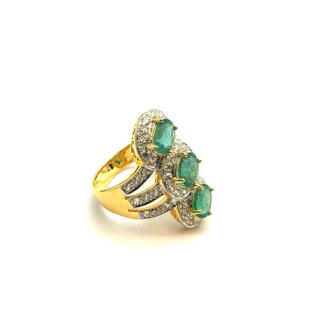 Bochic "Orient" Natural Emerald & Topaz Cocktail Ring Set In 18K Gold & Silver For Sale - Image 10 of 11