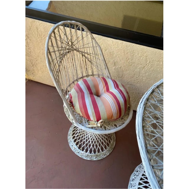 White Vintage Russell Woodard Web Spun Fiberglass Patio Set- 3 Chairs and Round Table With Glass Top For Sale - Image 8 of 12