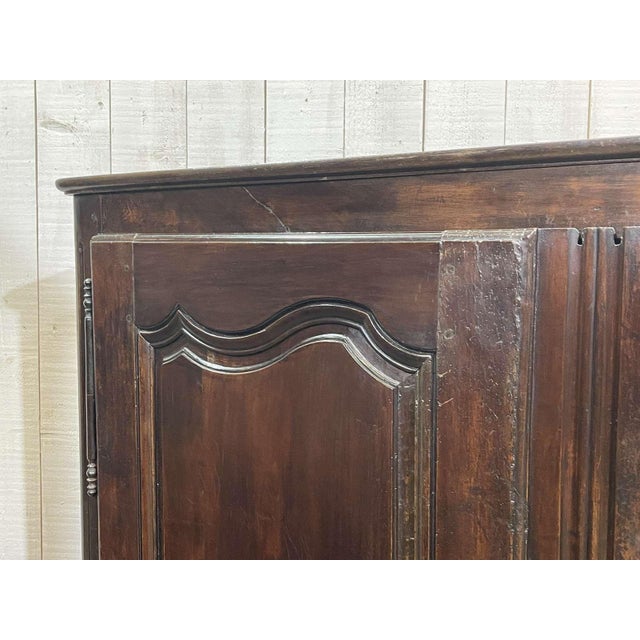 Louis XV Style Armoire in Walnut, 19th Century For Sale - Image 13 of 18