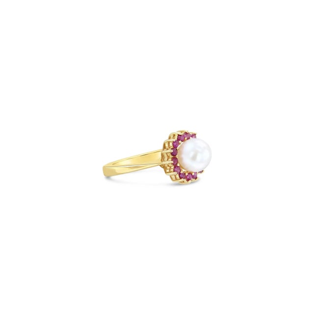 Contemporary Freshwater Pearl & Ruby Halo Ring 14k Yellow Gold, Size 3 For Sale - Image 3 of 3