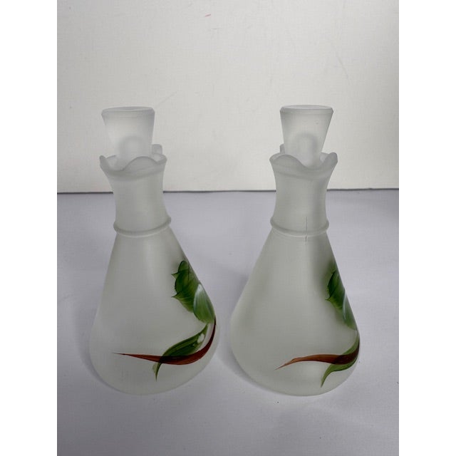 Vintage Frosted Glass Salad Set With Hand Painted Leaves – Bowl, Oil & Vinegar, Salt & Pepper - 5 pcs For Sale In Savannah - Image 6 of 17