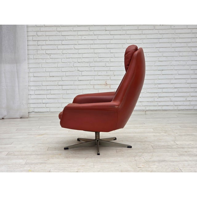 Danish Swivel Armchair in Furniture Leather by H.W. Klein for Bramin, 1970s For Sale - Image 14 of 18