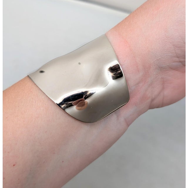 Vintage 1970s Signed Napier Rhodium Plated Bumpy Cuff Bracelet For Sale In Philadelphia - Image 6 of 13