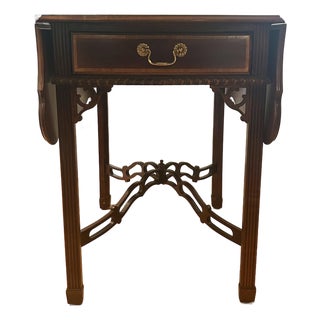 Late 20th Century Sherrill Furniture Mahogany Pembroke Drop-Leaf Side Table – Traditional Federal Style With Brass Hardware For Sale