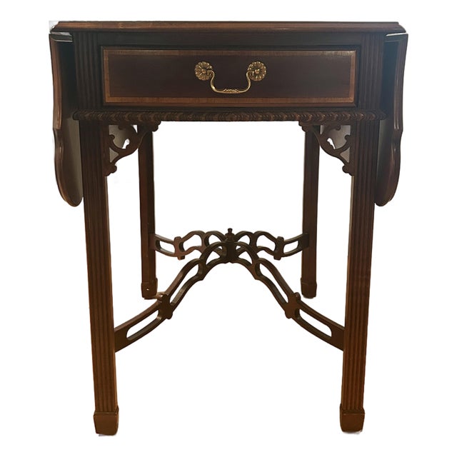 Late 20th Century Sherrill Furniture Mahogany Pembroke Drop-Leaf Side Table – Traditional Federal Style With Brass Hardware For Sale