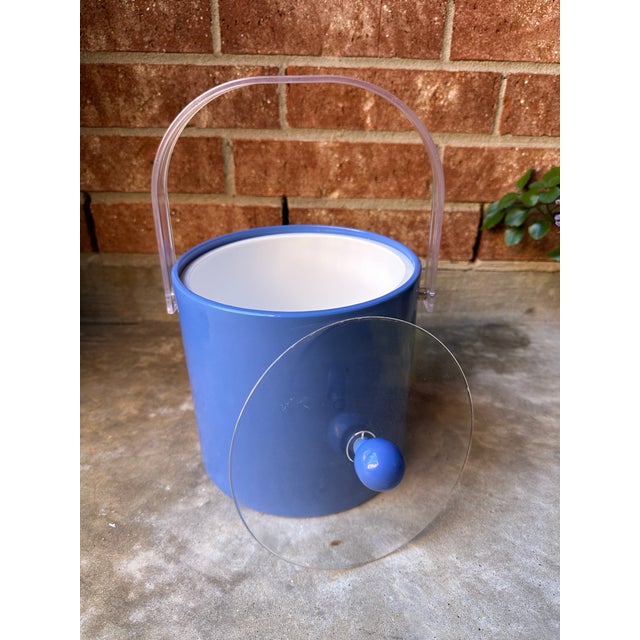 Vintage Mid Century Blue Ice Bucket With Lucite Handle For Sale - Image 4 of 5