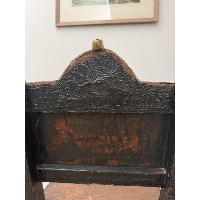 Early 20th Century Ashanti People Ghana Asipim Kings Chair For Sale - Image 4 of 7
