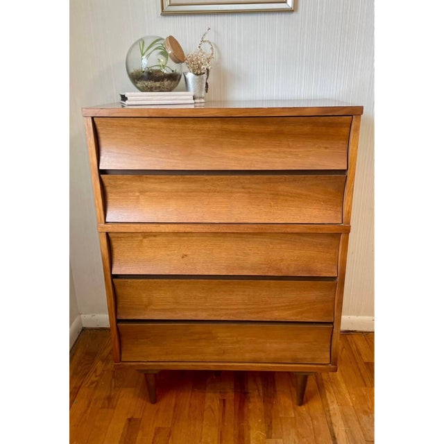 1960s 1960s Johnson Carper Mid-Century Modern Highboy Dresser, Attributed For Sale - Image 5 of 5