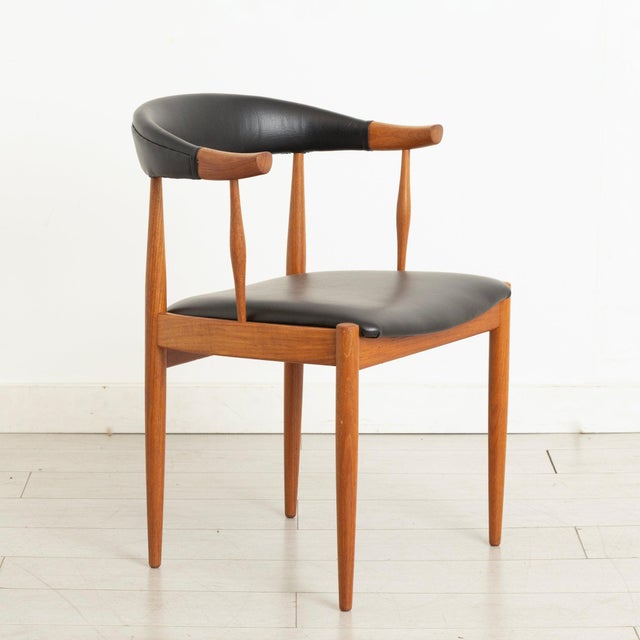 Mid-Century Danish Model BA113 Dining Chairs in Teak by Johannes Andersen for BRDR, 1965, Set of 8 For Sale - Image 6 of 10