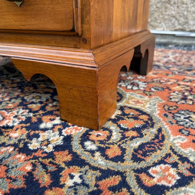 1980s Ethan Allen Circa 1776 Collection Traditional Solid Maple 3 Drawer Nightstand or Chairside Chest (18-9012) For Sale - Image 11 of 13