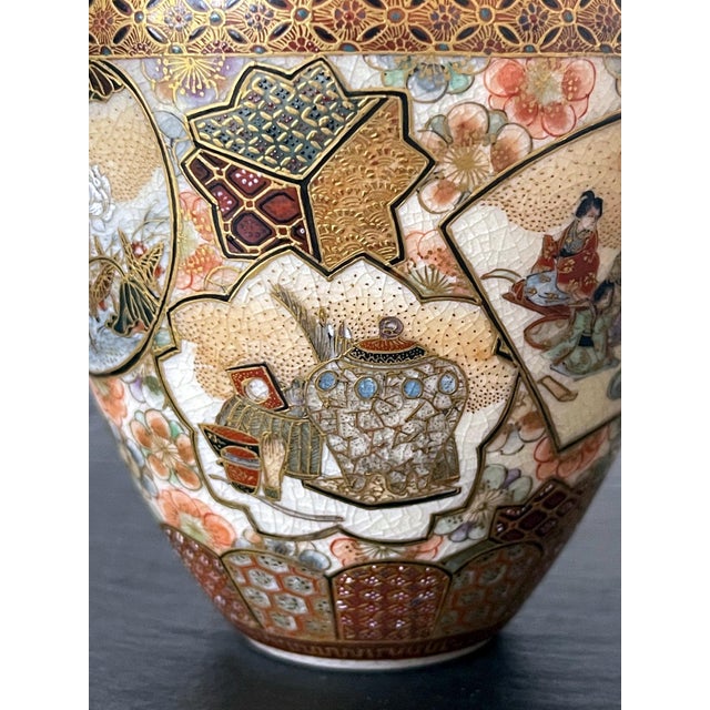 Fine and Rare Miniature Satsuma Vase by Taizan Yohei For Sale - Image 10 of 17