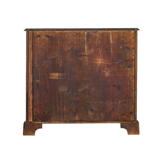 Early 19th Century Walnut Chest of Drawers, 1800s For Sale - Image 4 of 10