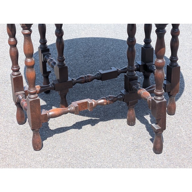 Early 20th Century English Mahogany William and Mary Style Gateleg Drop-Leaf Table With Turned Legs For Sale - Image 4 of 9