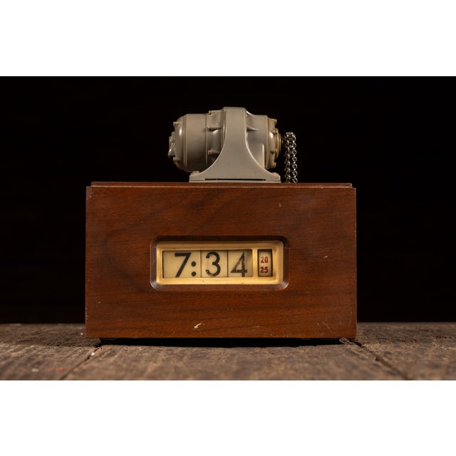 Industrial Vintage "Syncrogear" Cyclometer Flip Clock by u.s. Motors For Sale - Image 3 of 8