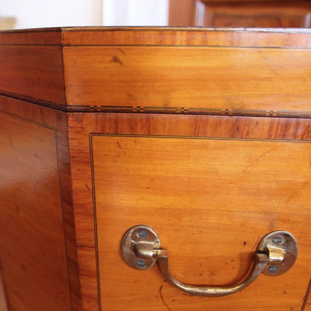 Tan Satinwood George III Marquetry Cellarette of Octagonal Form For Sale - Image 8 of 12