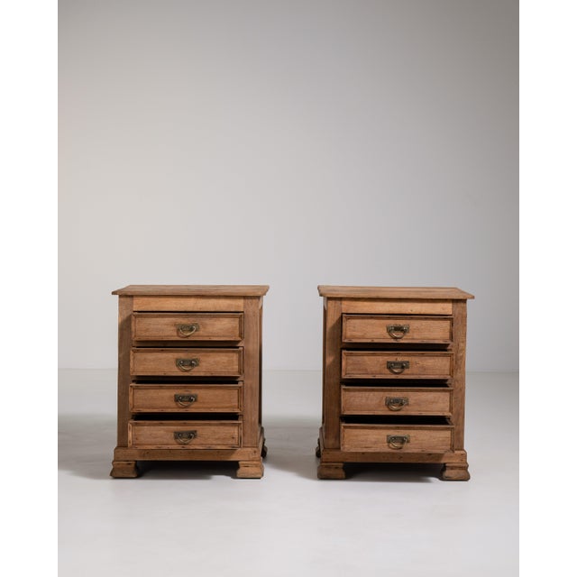 Pair of Oak Chests of Drawers with Brass Hardware, Antique, France, Early 20th Century For Sale In Greensboro - Image 6 of 16