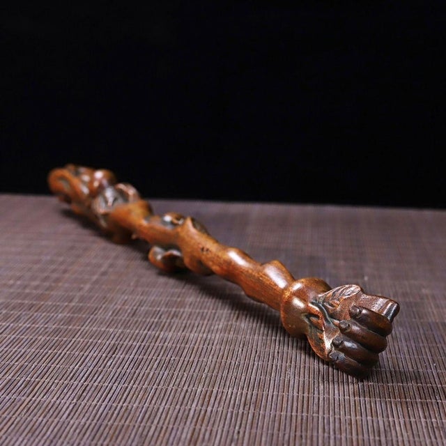 Wood Vintage Chinese Huali Rosewood Back Scratcher | Carved Monkey & Peach Motif For Sale - Image 7 of 8