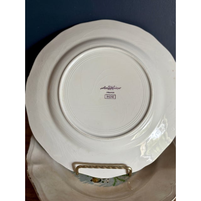 Mid-Century Sarreguemines Indre French Faience Fish Plates, Set of 3 For Sale - Image 9 of 10