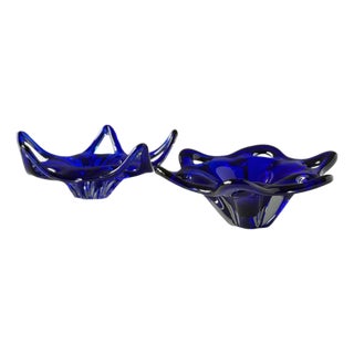 Hand-Blown Cobalt Blue Art Glass Bowls, Czechoslovakia, 1970s, Set of 2 For Sale