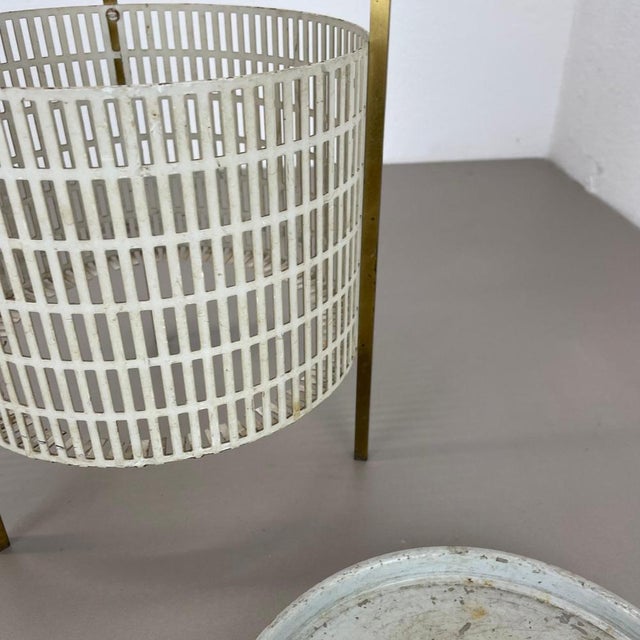 Mathieu Matégot Mid-Century Hollywood Regency Brass Umbrella Stand in the style of Mathieu Matégot, France, 1950s For Sale - Image 4 of 18
