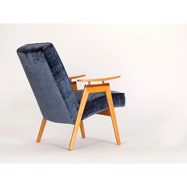 Vintage Lounge Chair by Jaroslav Smidek for Jitona, 1960s For Sale - Image 4 of 9